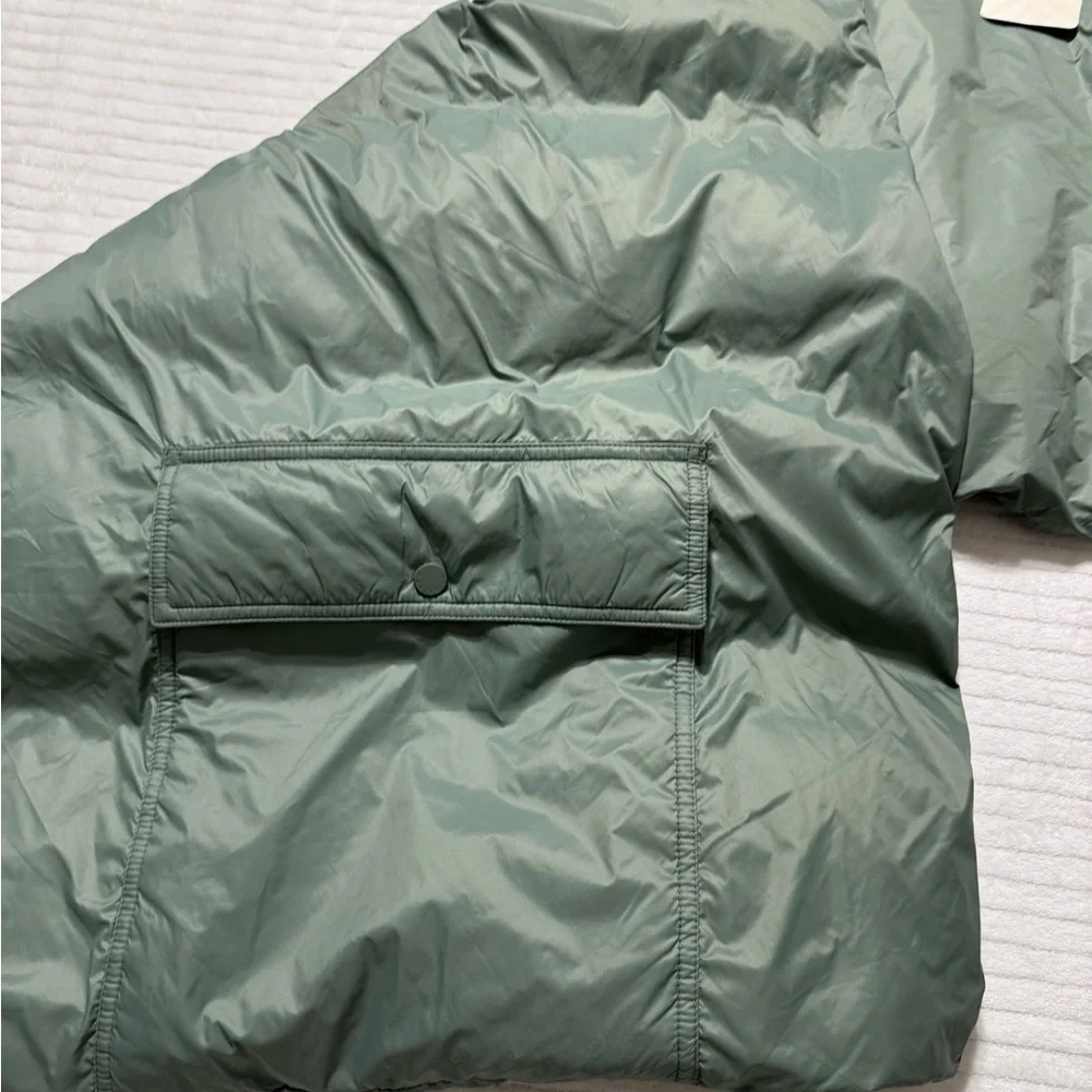 Fabletics Sage Green Puffer Coat - Picture 2 of 8